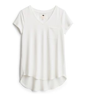 Cupio Blush-one pocket knit top